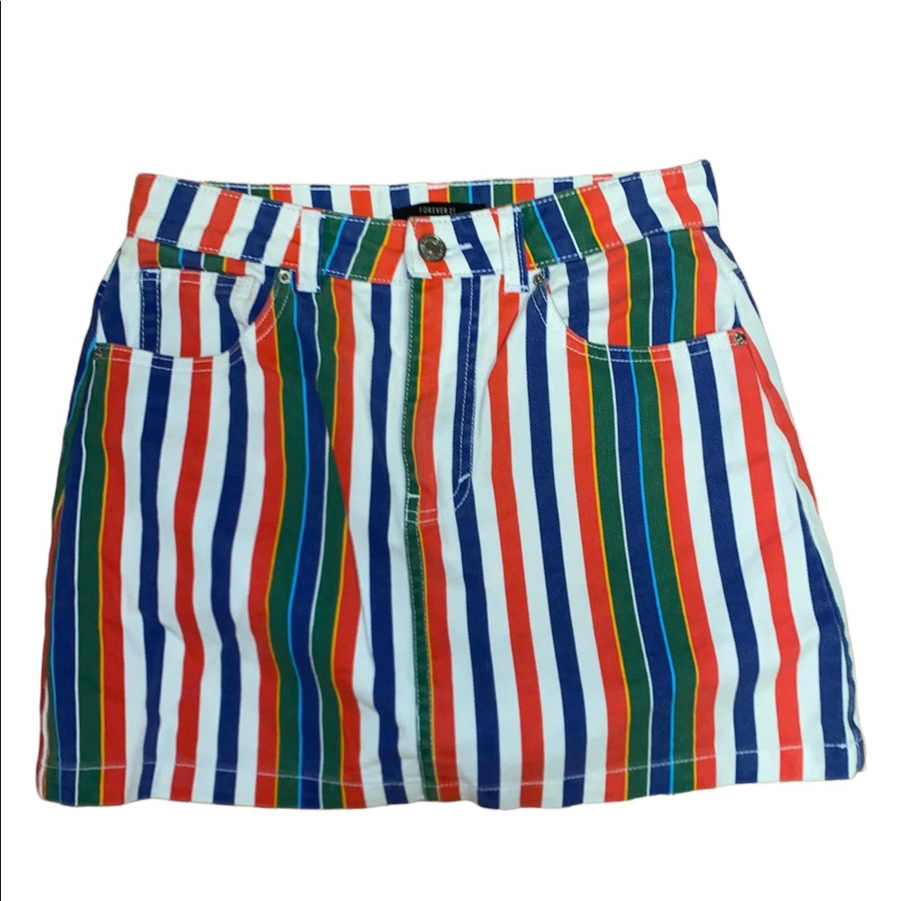 Size medium, forever 21, colorful skirt